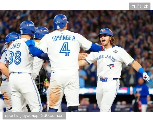 MLB高飞牺牲打送回反超分，精彩瞬间诠释胜利密码